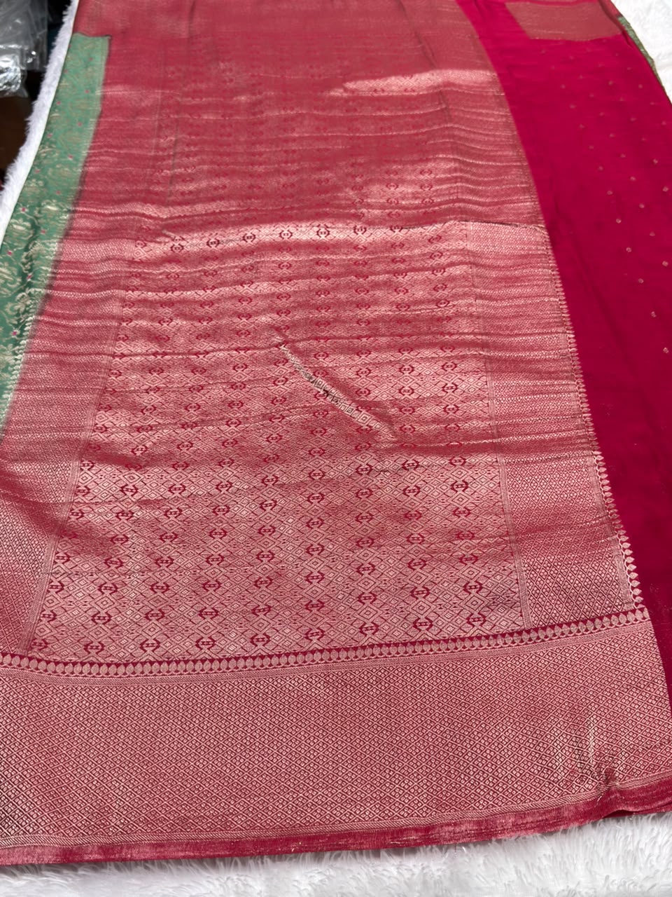 RF Meena Chinon Crush Contrast
