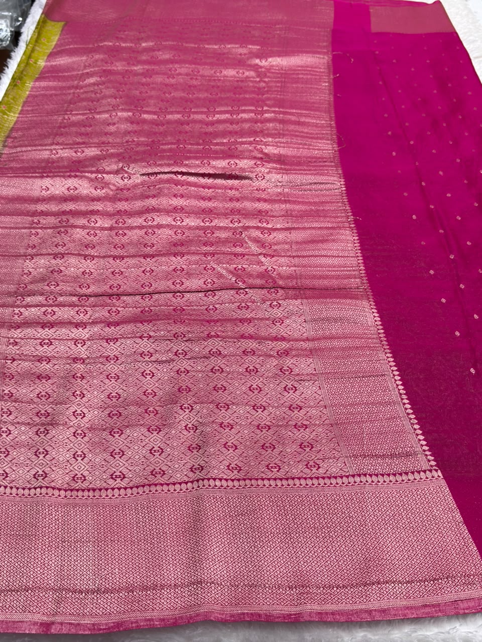 RF Meena Chinon Crush Contrast