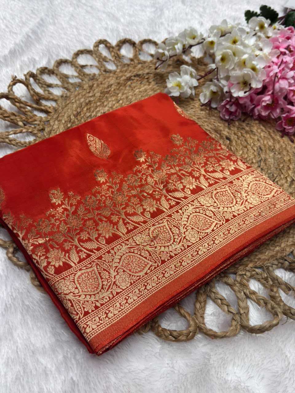 BorderLess Rich Pallu