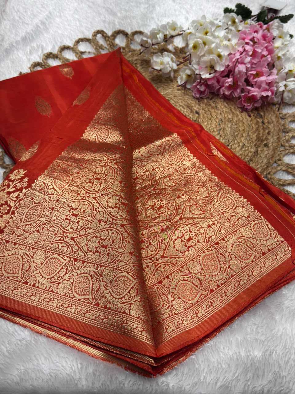 BorderLess Rich Pallu