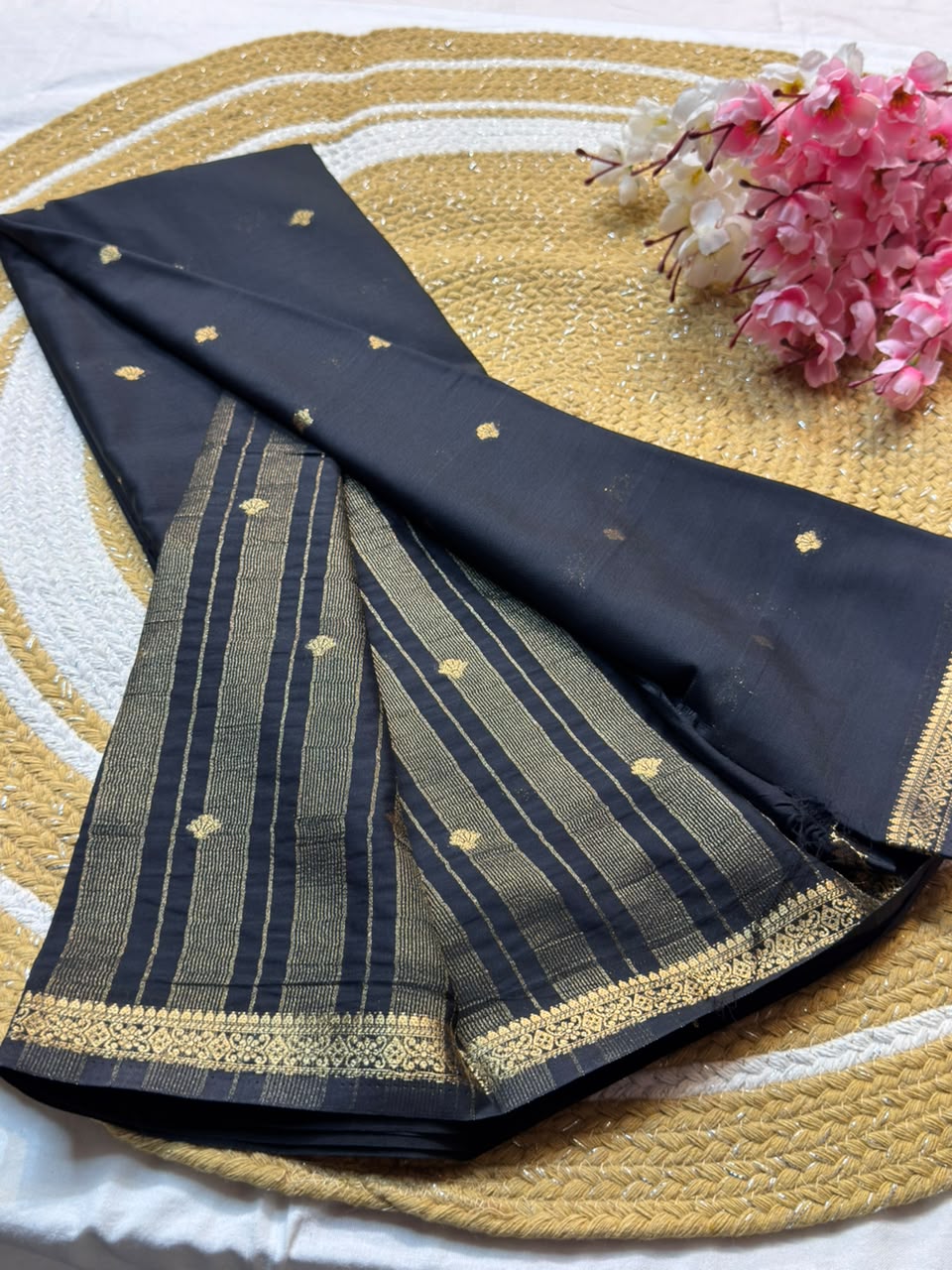 Mysore Crepe Silk Piping Border