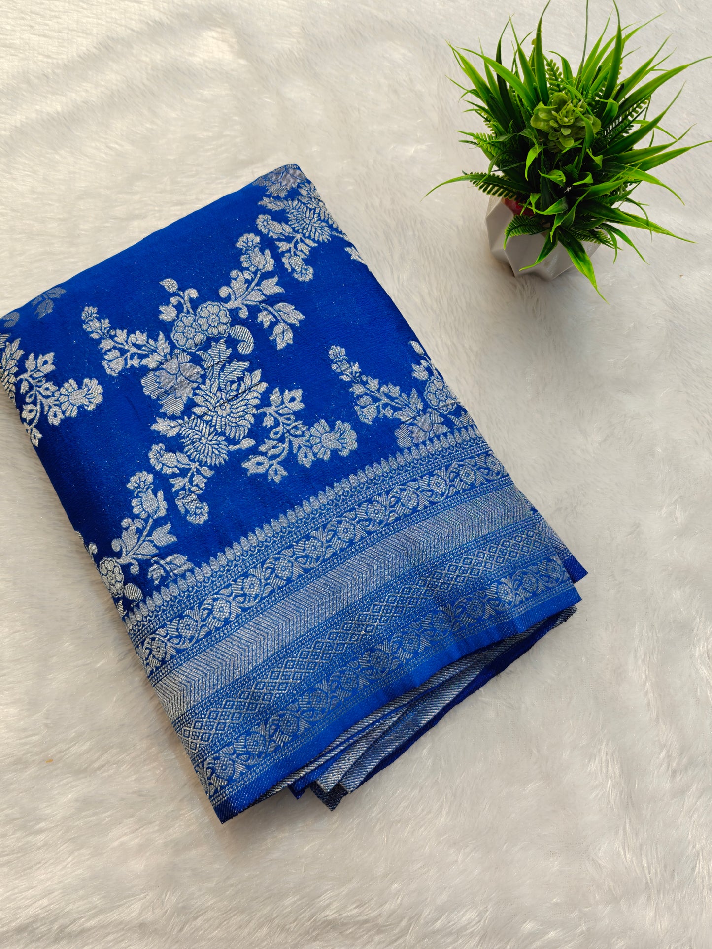 Amazon Jaal Silver Jari