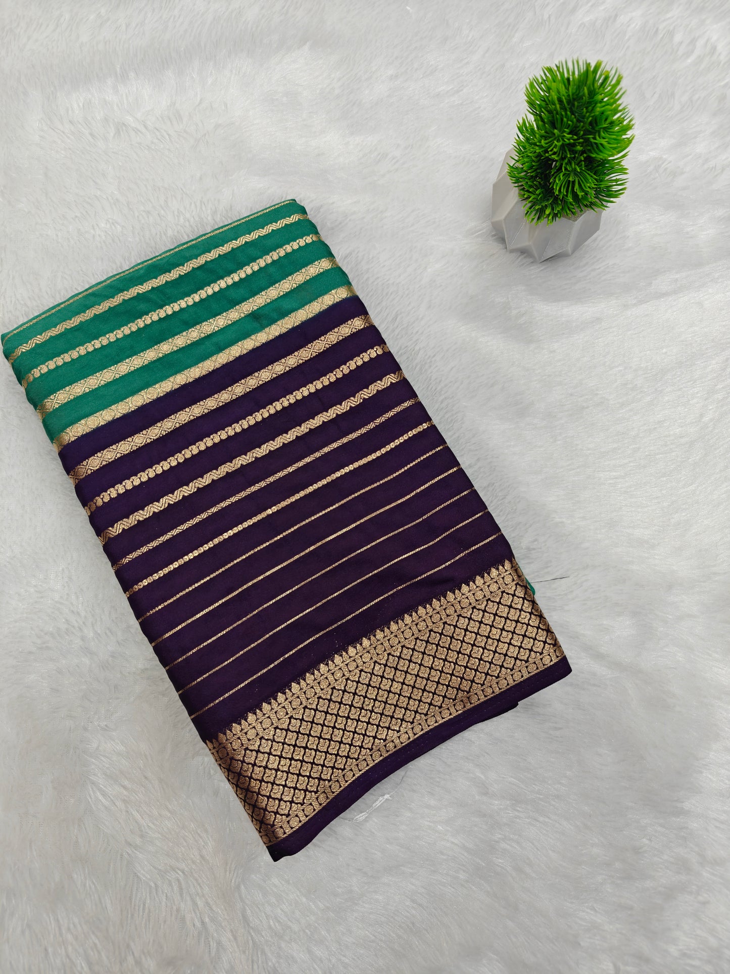 Crepe Stripes Bentex Border