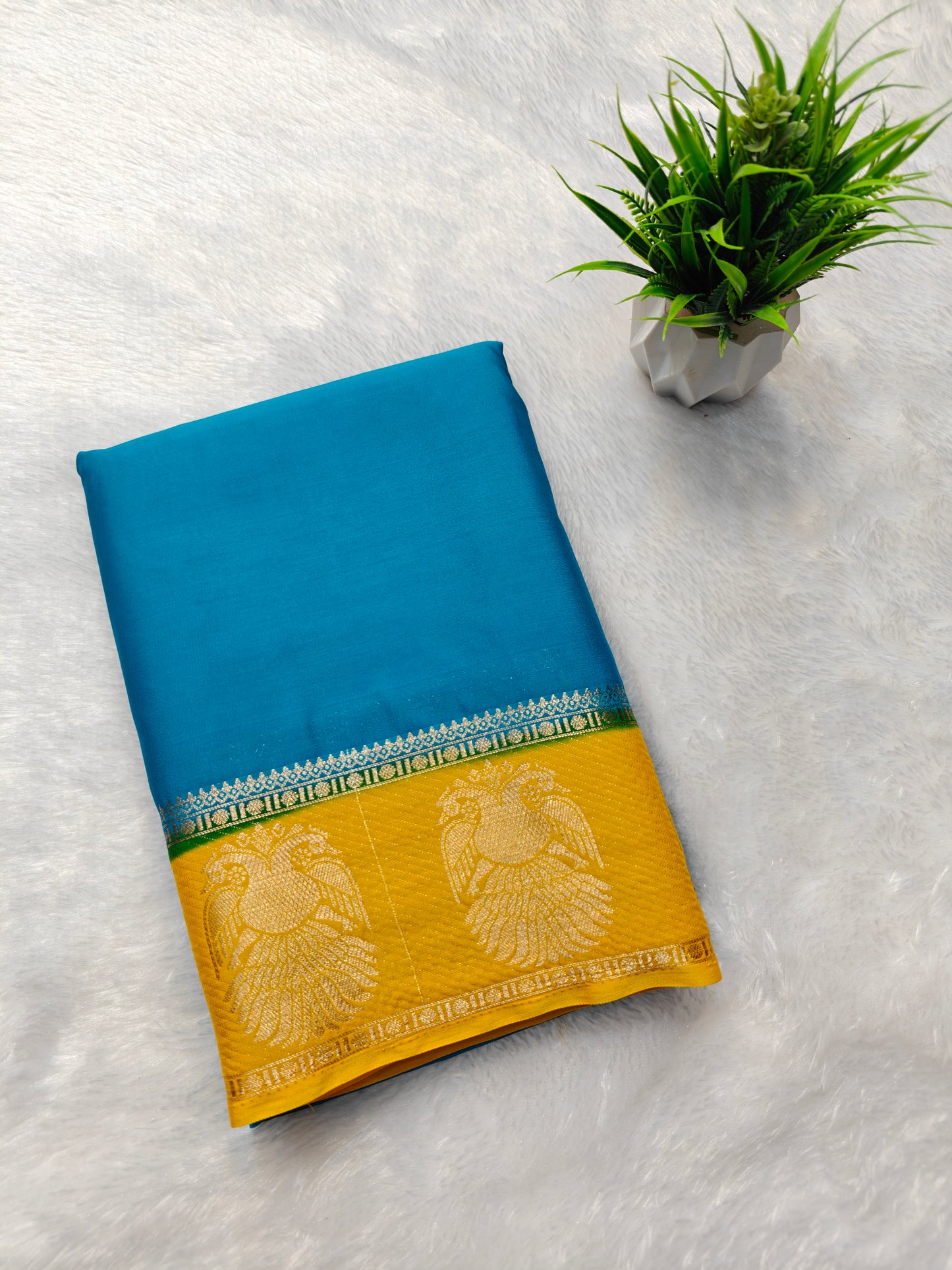 Crepe Garuda Contrast Border