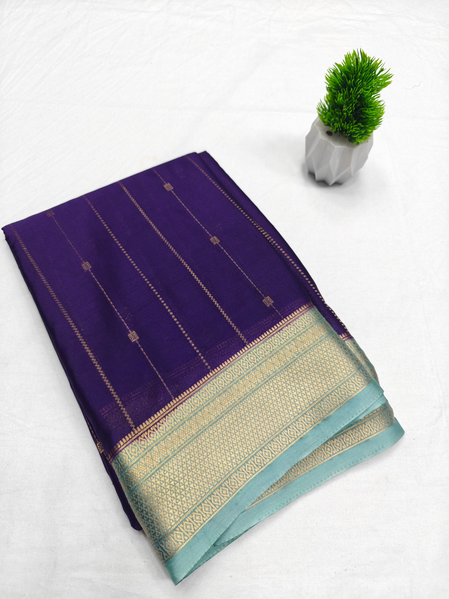 Crepe Rich Pallu