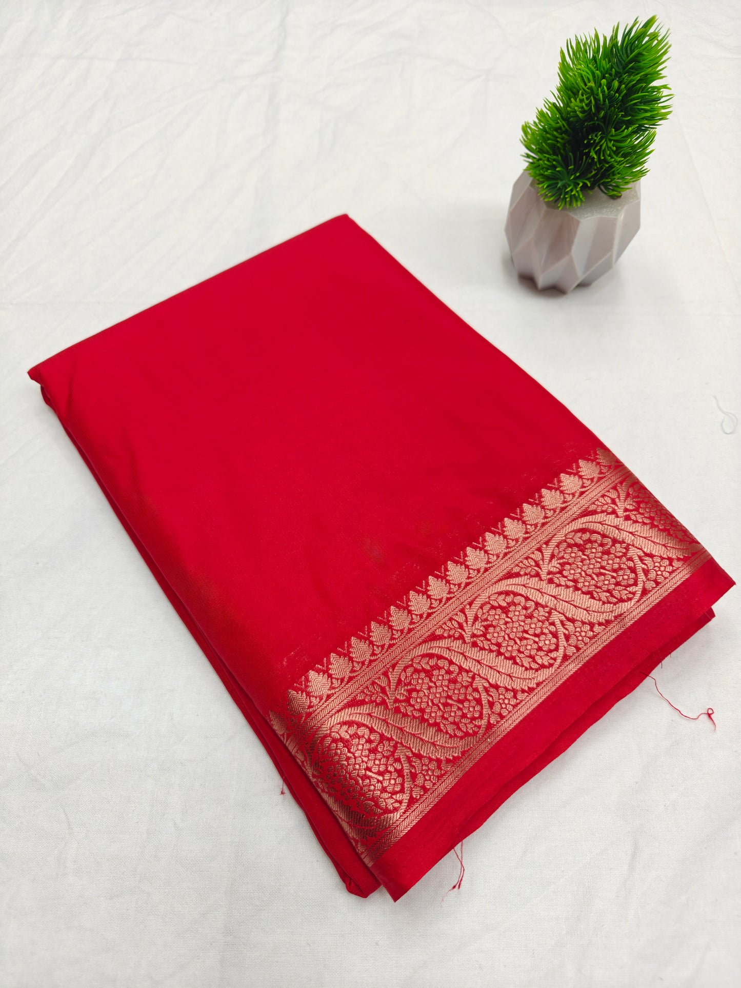 Jal Border Crepe Self