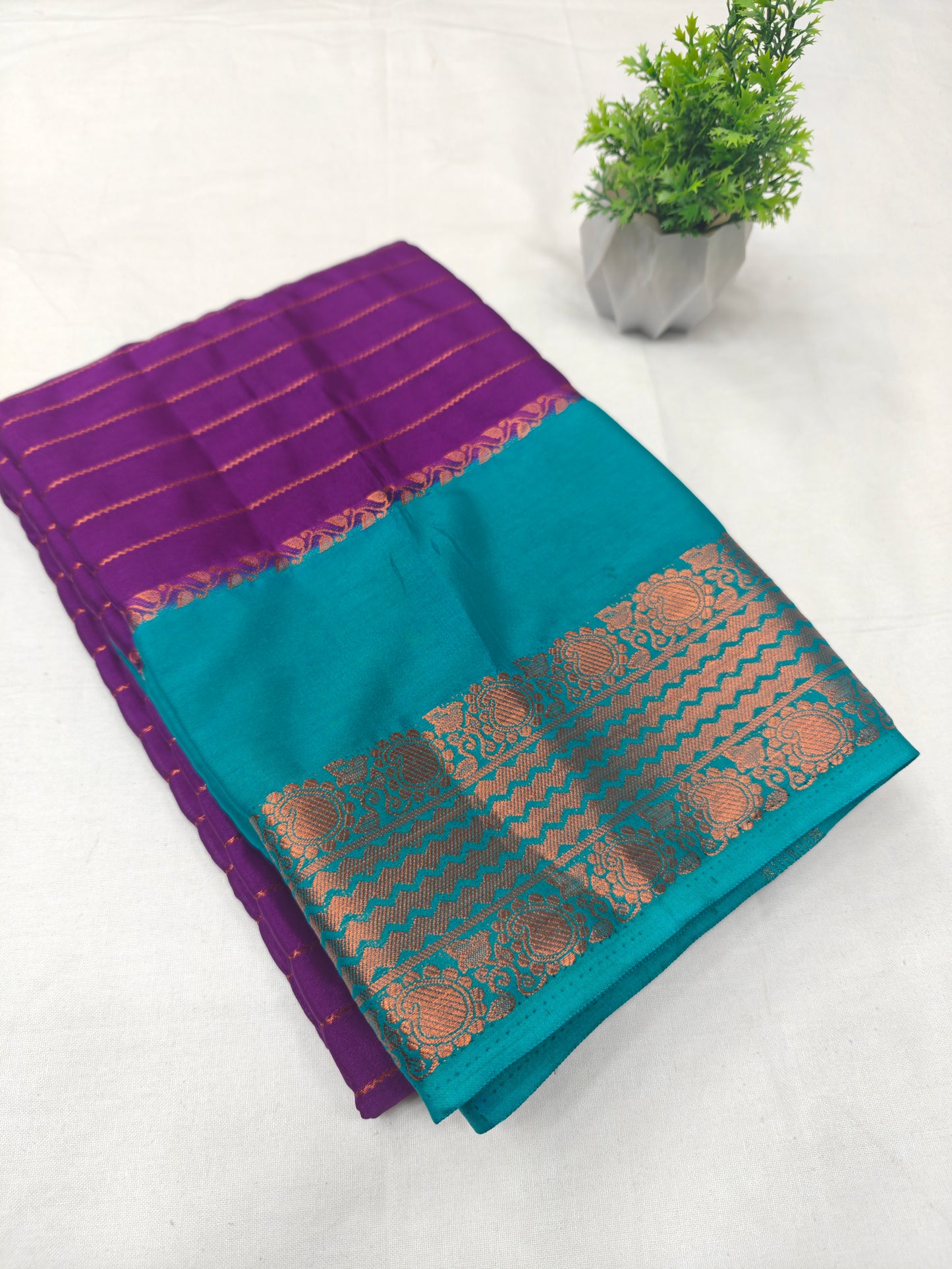 Semi Mysore Crepe Bentex Border