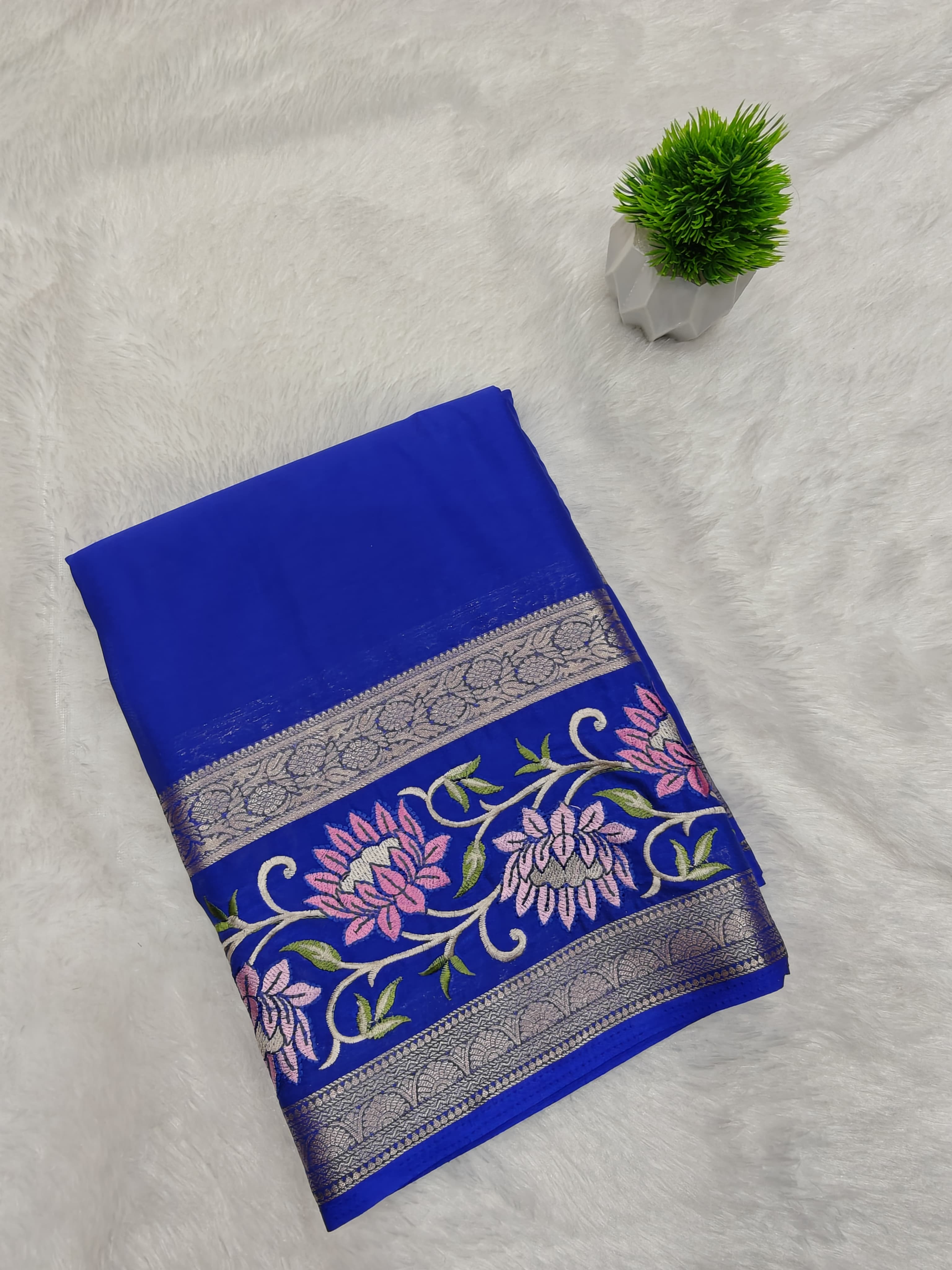 Bentex Crepe Embroidery Saree