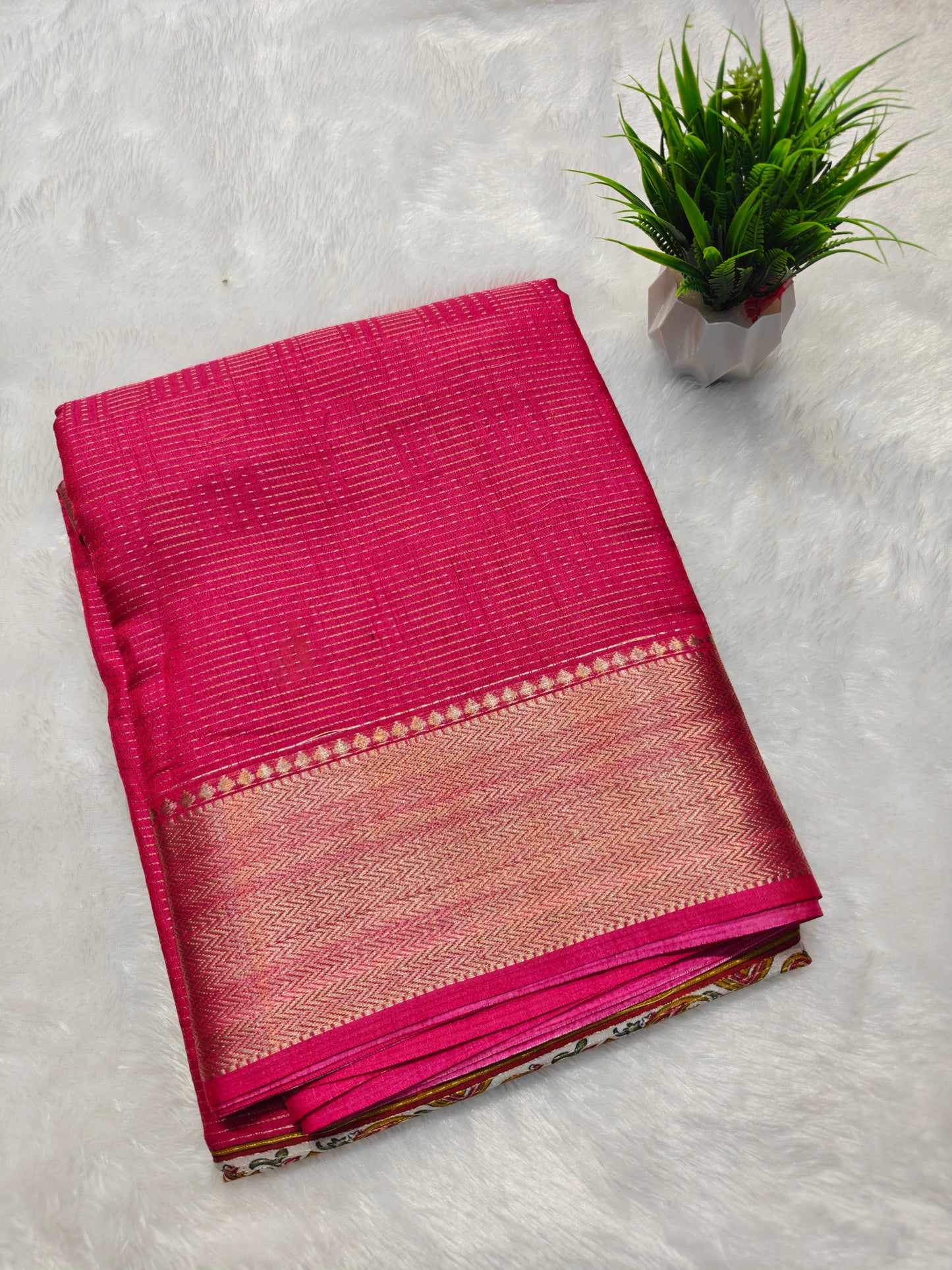 Raha Center Print