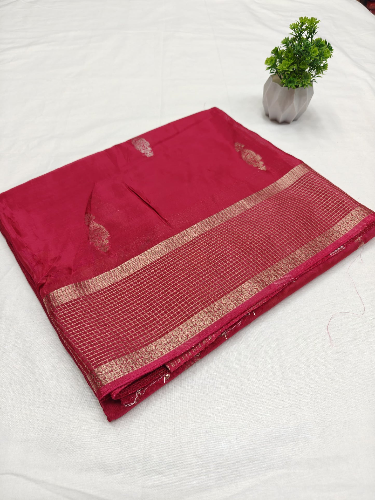 H O Checks Butta Self