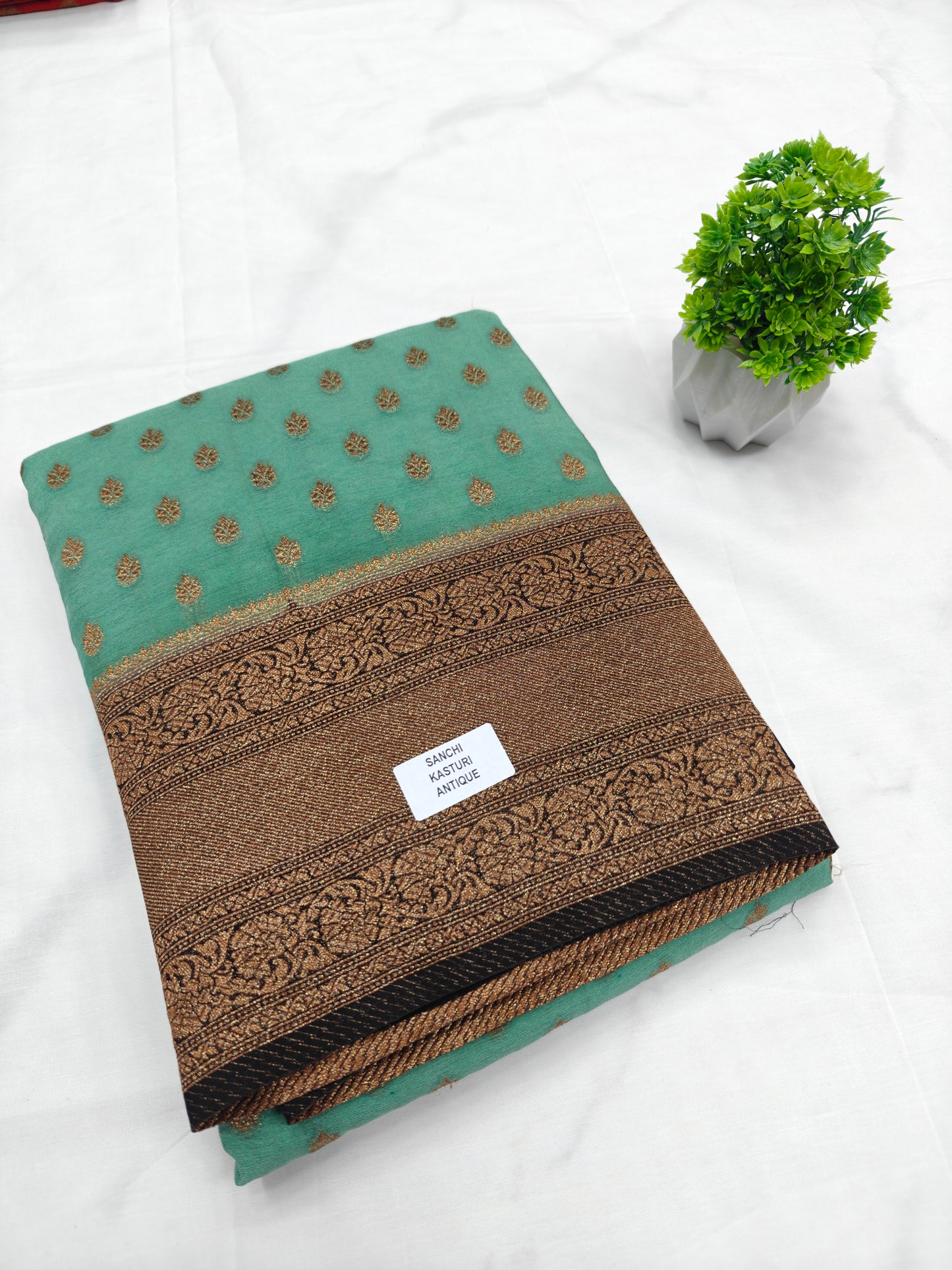 Kasturi Semi Khadi