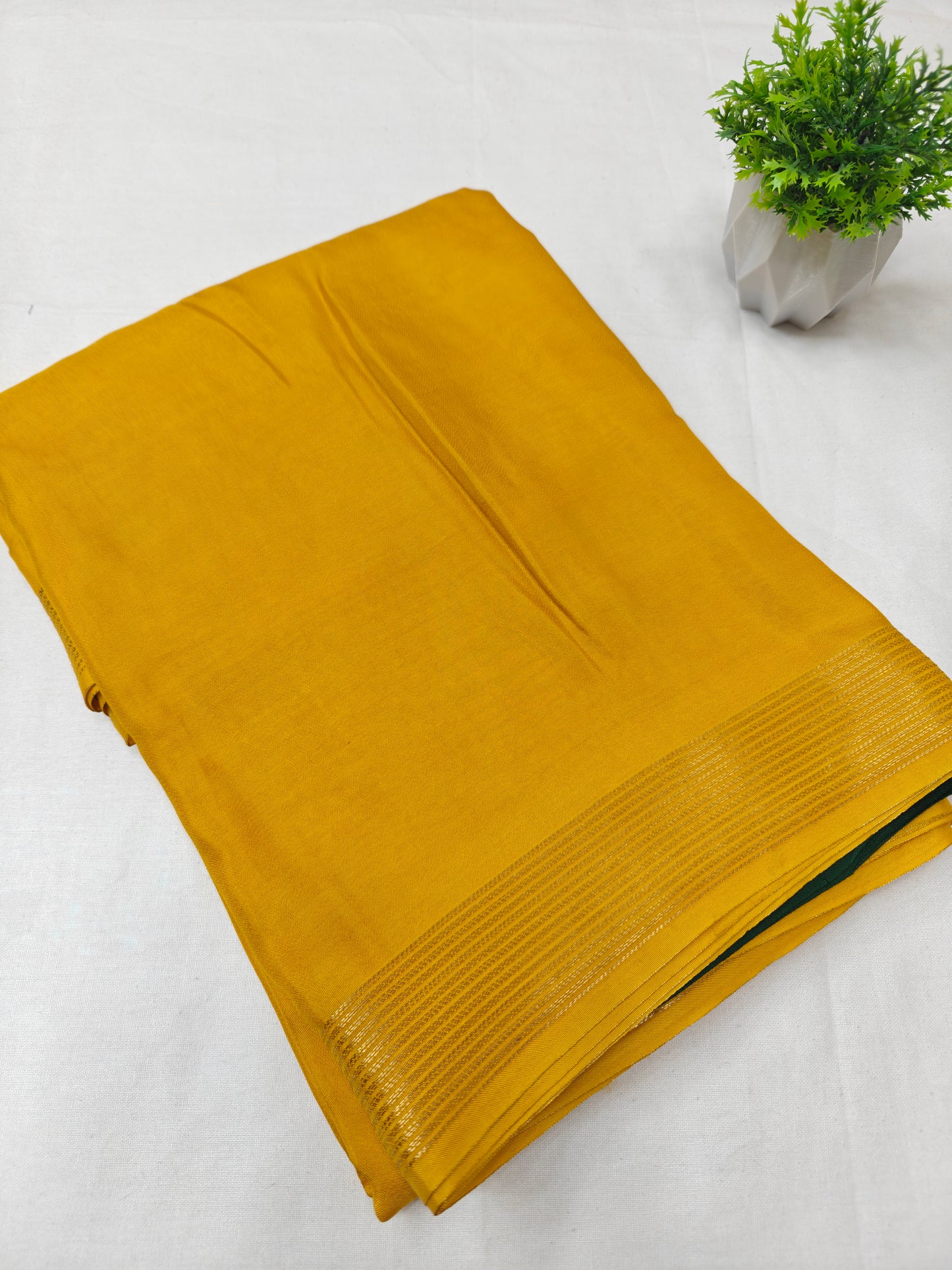 Natural Crepe Kadavu Pattern